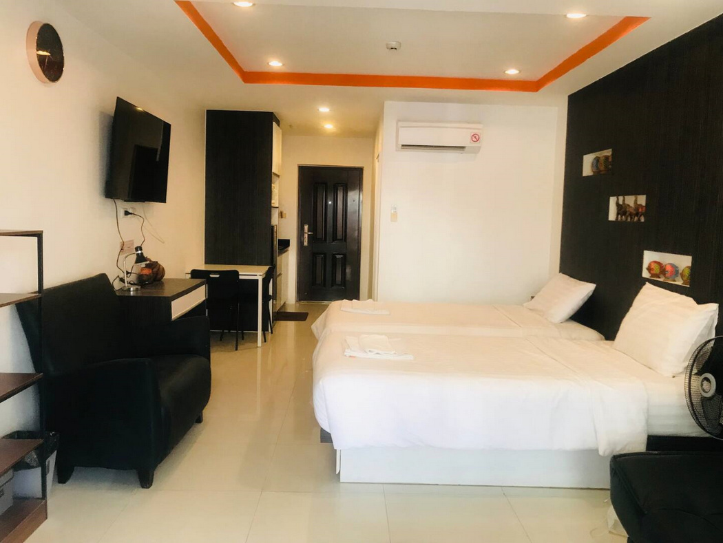 New Nordic Suites 3 @Pattaya Tai Beach, 43 sq.m 1 Bedroom 3rd floor Pool View, Fully furnished