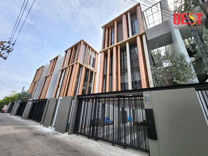 ขาย Home Office Baan Puri Puri  ลาดพร้าว 41 บ้านใหม่ มือหนึ่งจากโครงการ