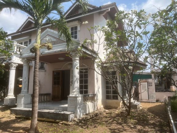 ขายบ้าน 2 ชั้นพร้อมที่ดินดอนเมือง 102 ตร.ว ซ.สรณคมน์ 28 แยก1  3ห้องนอน 3ห้องน้ำ ใกล้ SRT