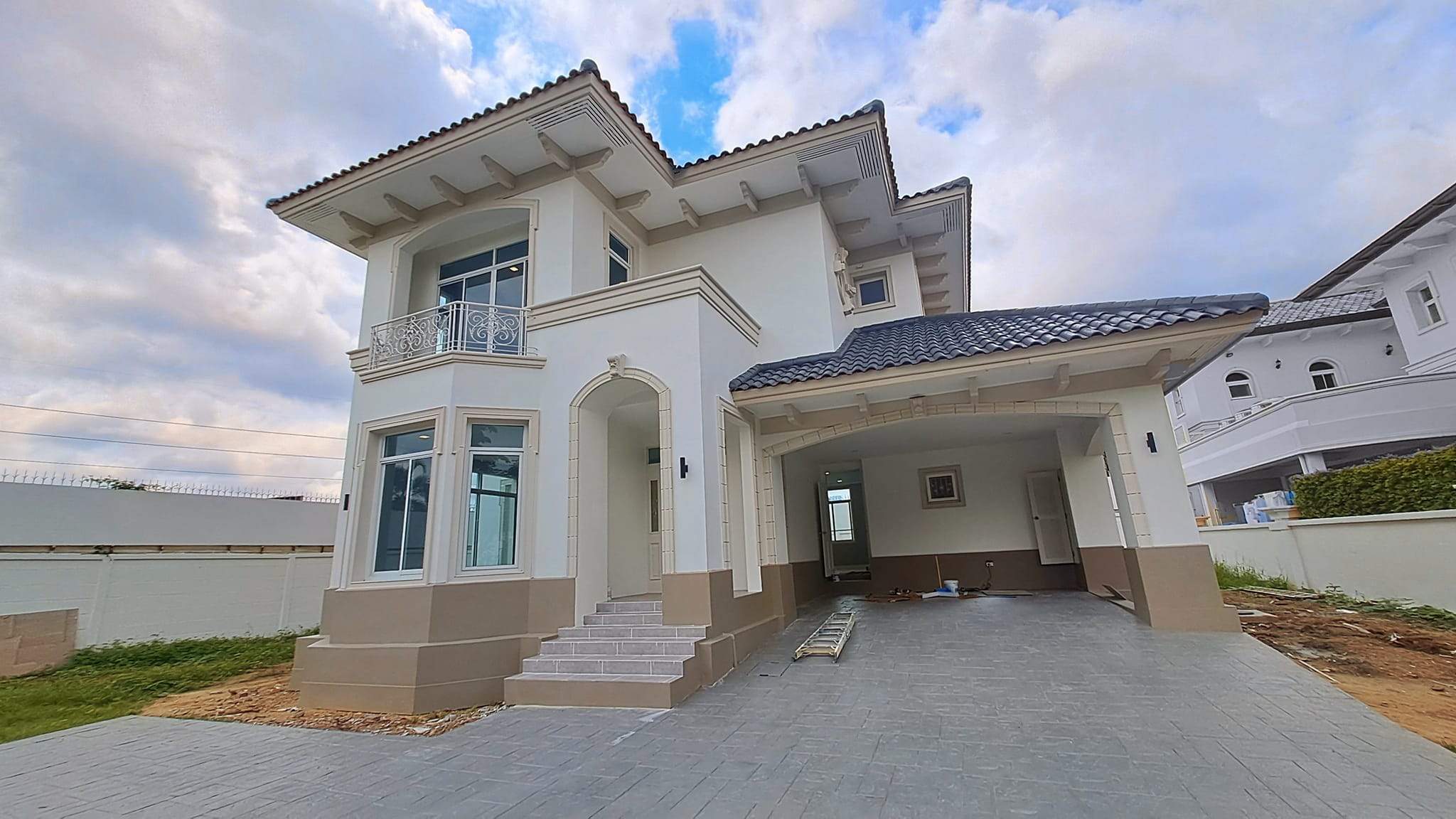 บ้านเดี่ยว นาราสิริ สาทร-วงแหวน (byเเสนสิริ) ติดถนนกาญจนาภิเษก(ใกล้แยกกัลปพฤกษ์) 204ตร.ว. 3นอน 3น้ำ 