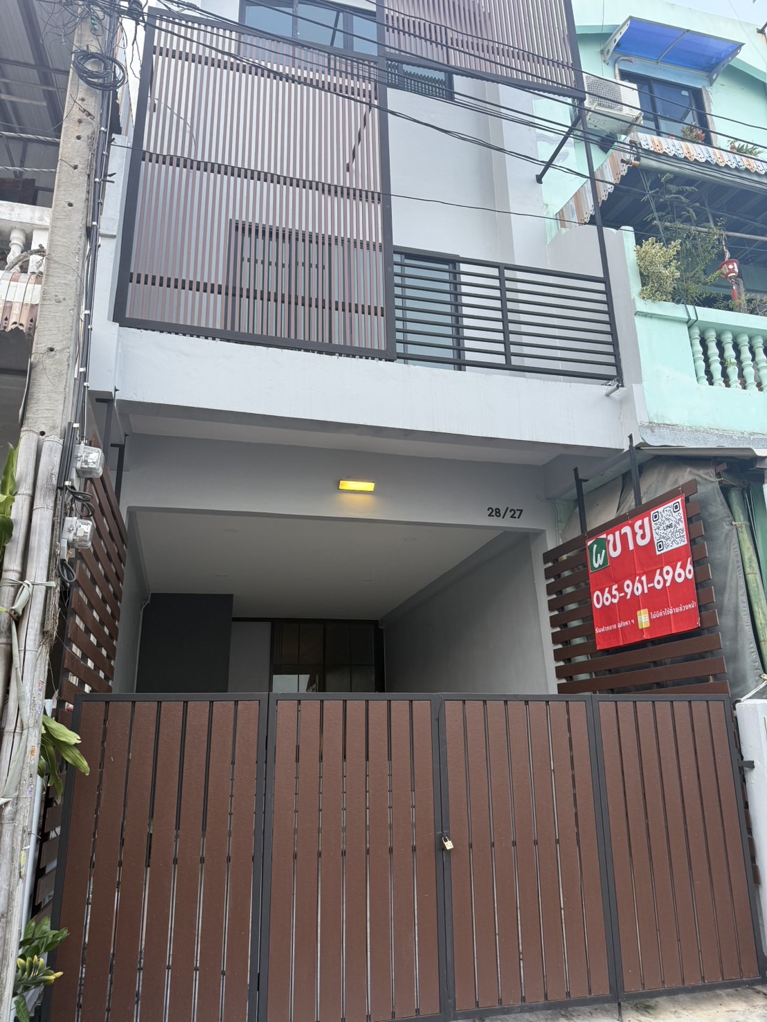 ✨ ขายทาวน์เฮ้าส์ 3 ชั้น รีโนเวทใหม่ พร้อมอยู่! ประชาอุทิศ 54 สวยเป๊ะทุกมุม!