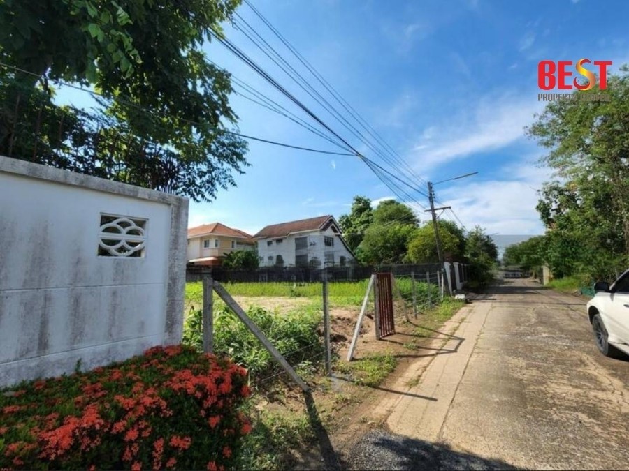 ขาย ที่ดินเปล่า ซอย แจ้งวัฒนะ 14 หมู่บ้านเมืองทอง 1 ถมแล้ว เหมาะสร้างบ้าน ใกล้ศูนย์ราชการ เซ็นทรัล