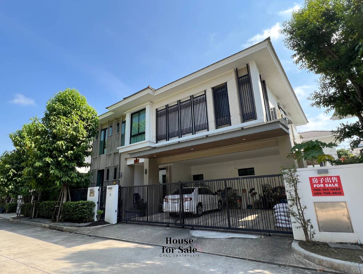 ขายบ้านเดี่ยวพร้อมอยู่สำหรับครอบครัว หมู่บ้านปริญญ์ ถนนราชพฤกษ์ ห่างจาก BTS และ MRT บางหว้า 1.2 กม.