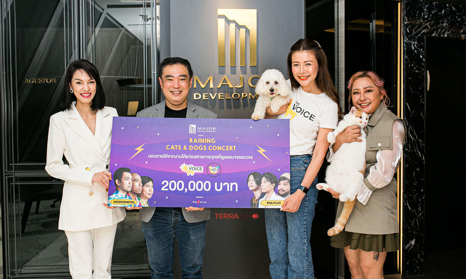 Kind-hearted Major Development Shares Love and Care by Donating Concert Proceeds from RAINING CATS & DOGS to Two Foundations Caring for Stray Dogs and Cats