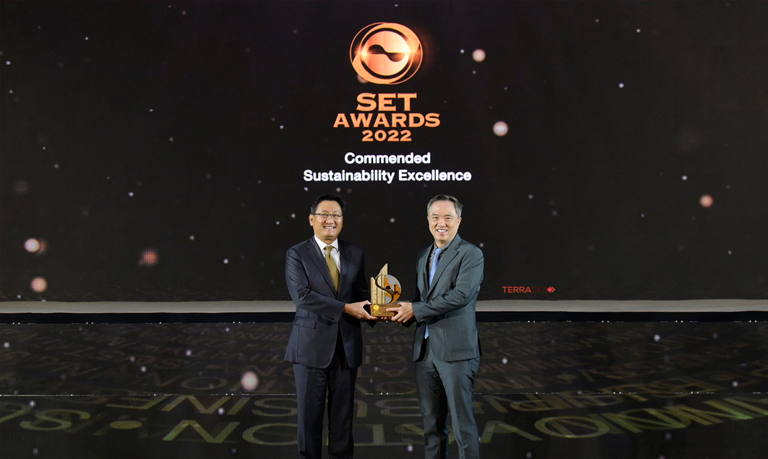โฮมโปร คว้ารางวัลด้านความยั่งยืน Commended  Sustainability Awards ในงานประกาศผลรางวัล SET Awards 2022 จากตลาดหลักทรัพย์แห่งประเทศไทย